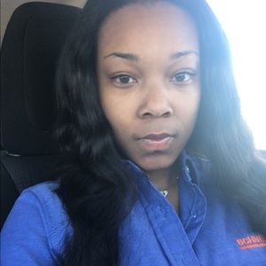 Meet your Posher, Cassandra